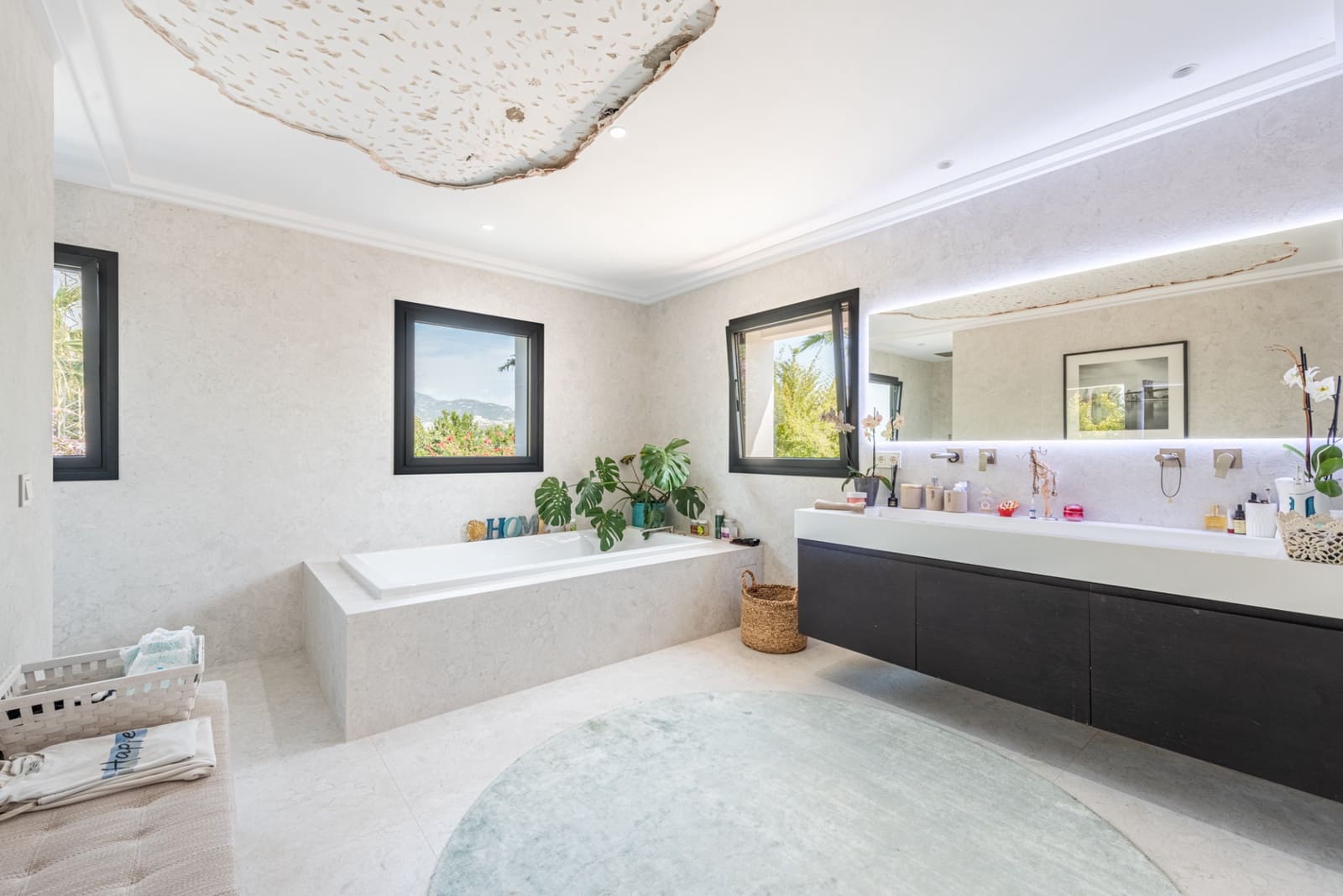 8 Zimmer Villa zu vermieten in Benahavis mit Pool - 28.000 € (Ref: 8981810)