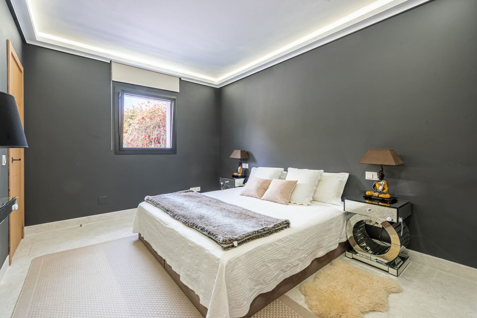 8 Zimmer Villa zu vermieten in Benahavis mit Pool - 28.000 € (Ref: 8981810)