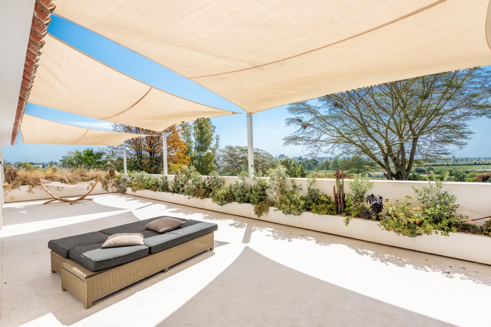 8 Zimmer Villa zu vermieten in Benahavis mit Pool - 28.000 € (Ref: 8981810)