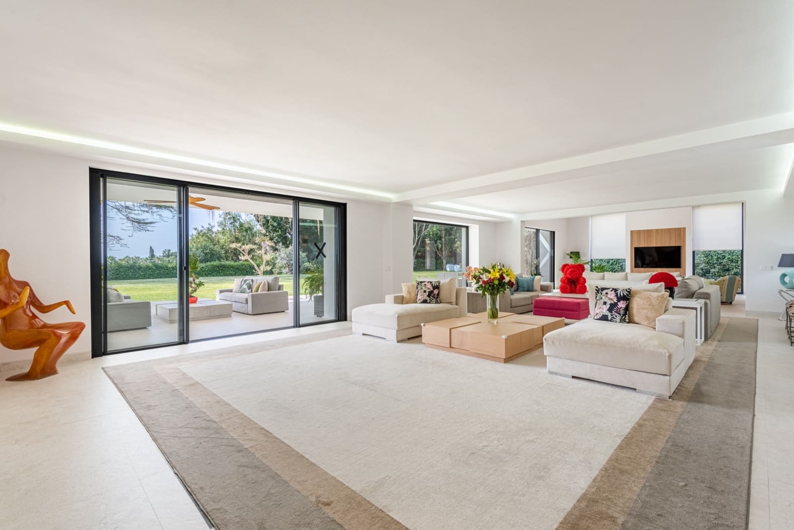 8 Zimmer Villa zu vermieten in Benahavis mit Pool - 28.000 € (Ref: 8981810)