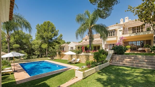 8 chambre Villa/Maison à vendre à El Madroñal, Benahavís avec piscine garage - 9 950 000 € (Ref: 8999401)