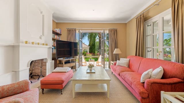 8 chambre Villa/Maison à vendre à El Madroñal, Benahavís avec piscine garage - 9 950 000 € (Ref: 8999401)