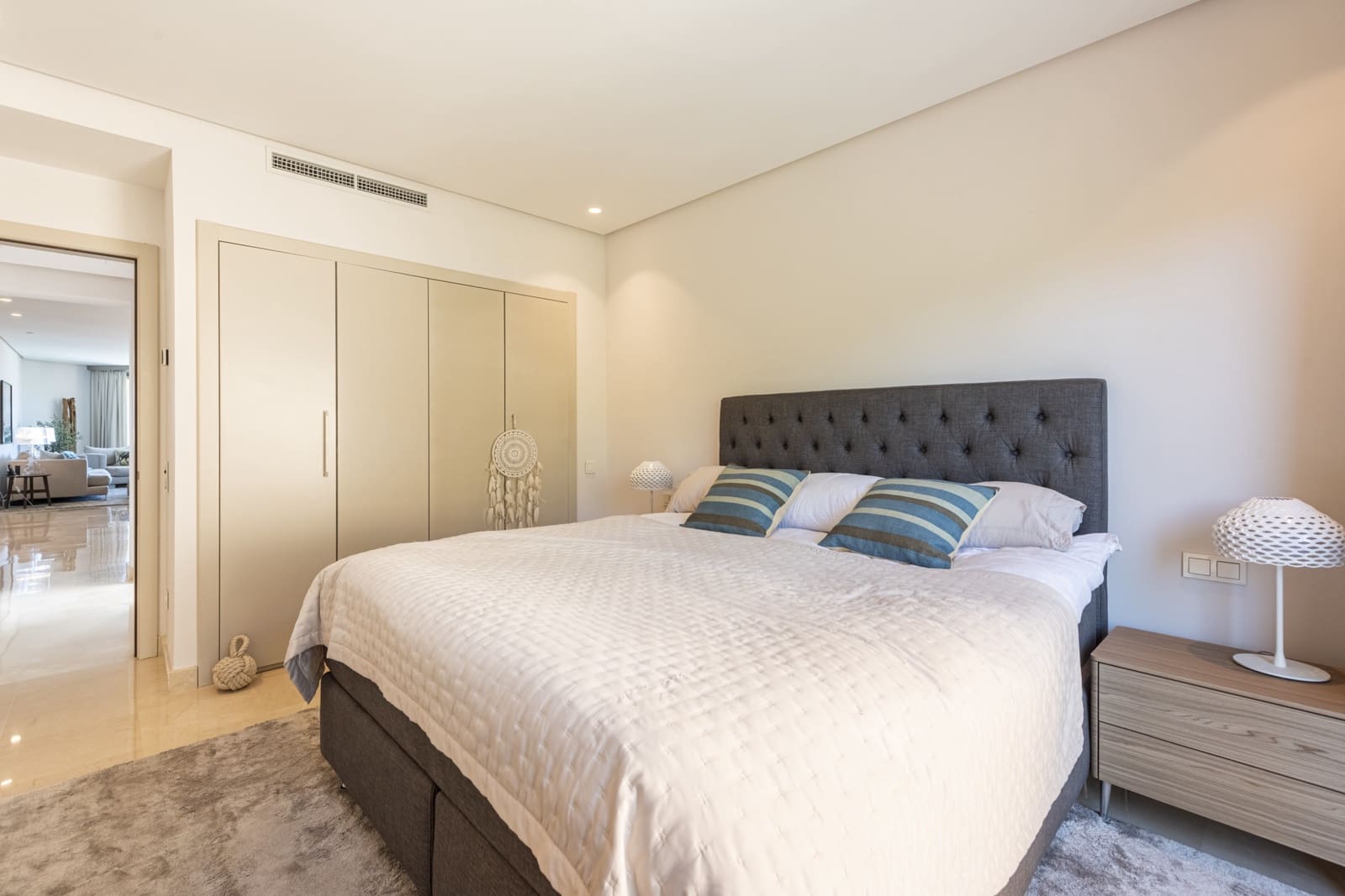 2 slaapkamer Penthouse te koop in Marbella met zwembad garage - € 2.095.000 (Ref: 8999402)