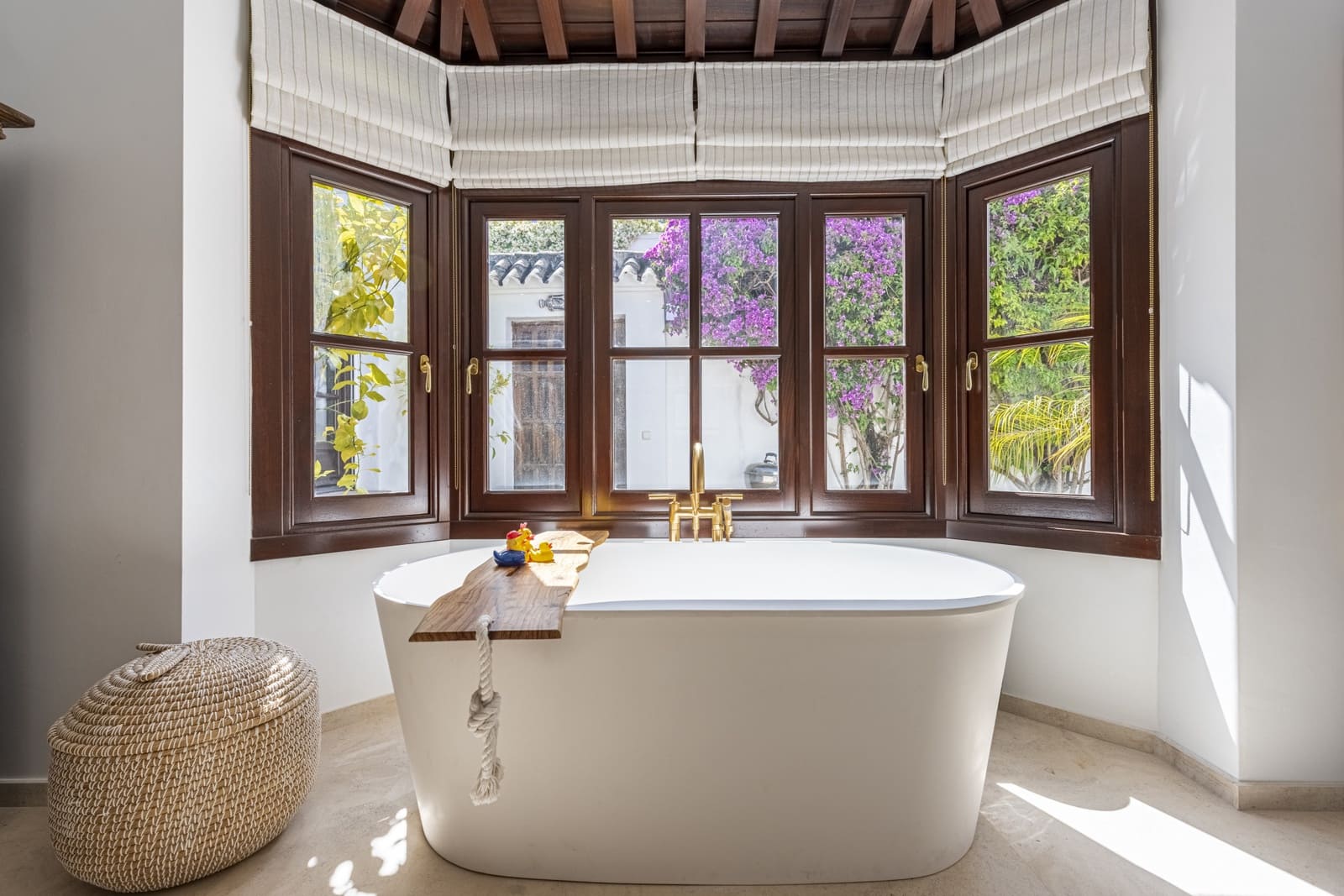 4 bedroom Townhouse for sale in Marbella with pool garage - € 2,490,000 (Ref: 9007598)