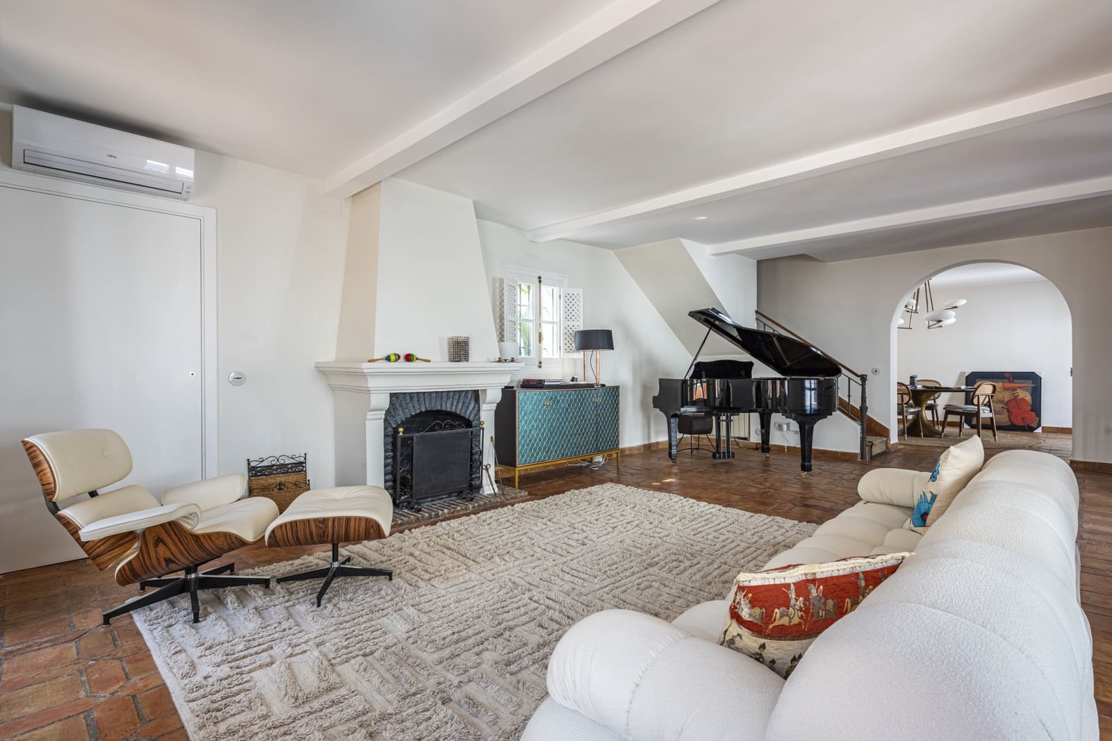 4 bedroom Townhouse for sale in Marbella with pool garage - € 2,490,000 (Ref: 9007598)