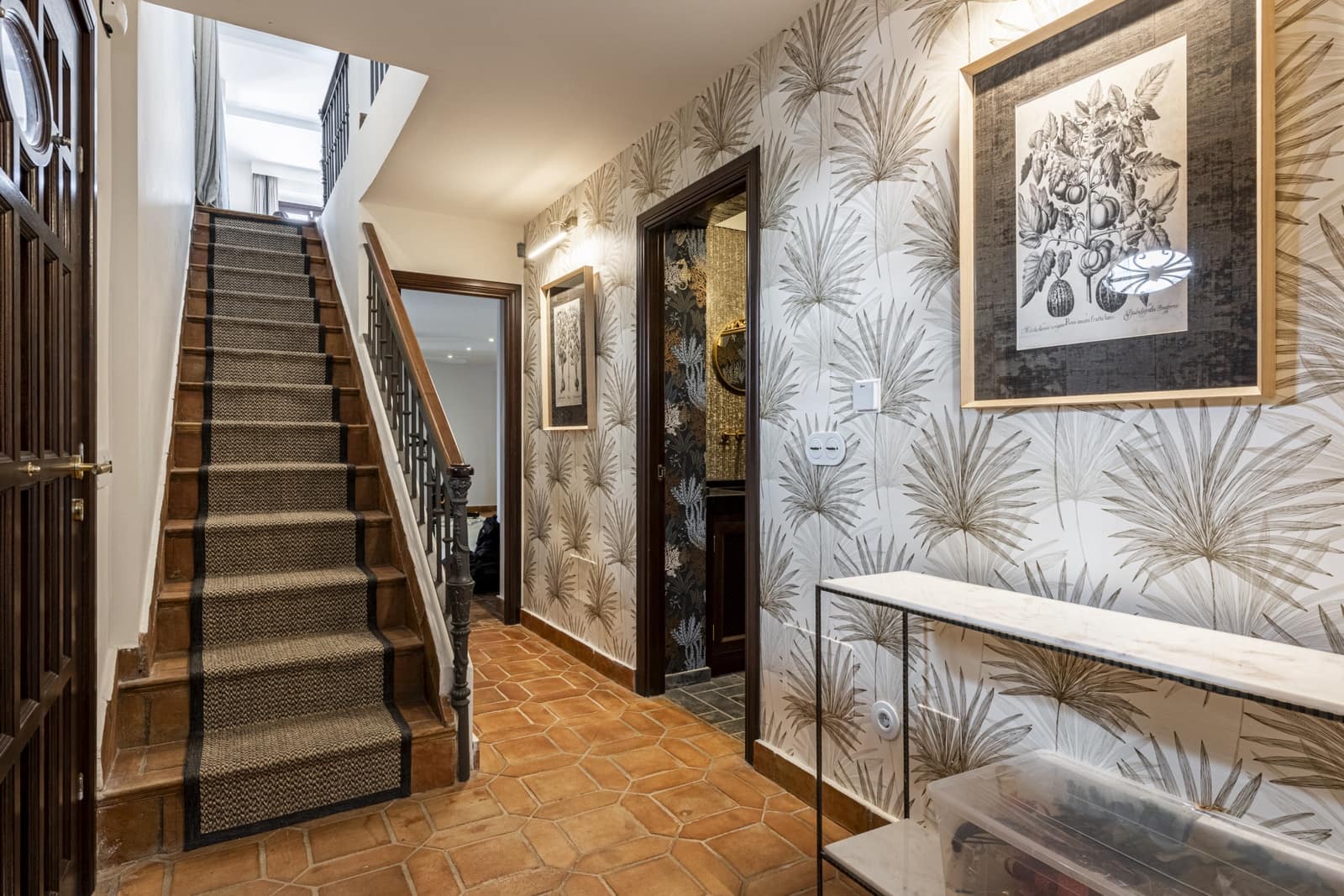 4 bedroom Townhouse for sale in Marbella with pool garage - € 2,490,000 (Ref: 9007598)