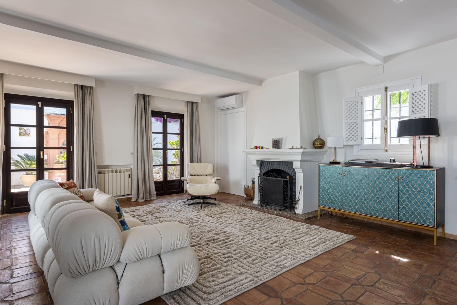 4 bedroom Townhouse for sale in Marbella with pool garage - € 2,490,000 (Ref: 9007598)