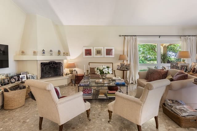 Chalet de 4 habitaciones en Benahavís en venta con piscina garaje - 3.900.000 € (Ref: 9020840)