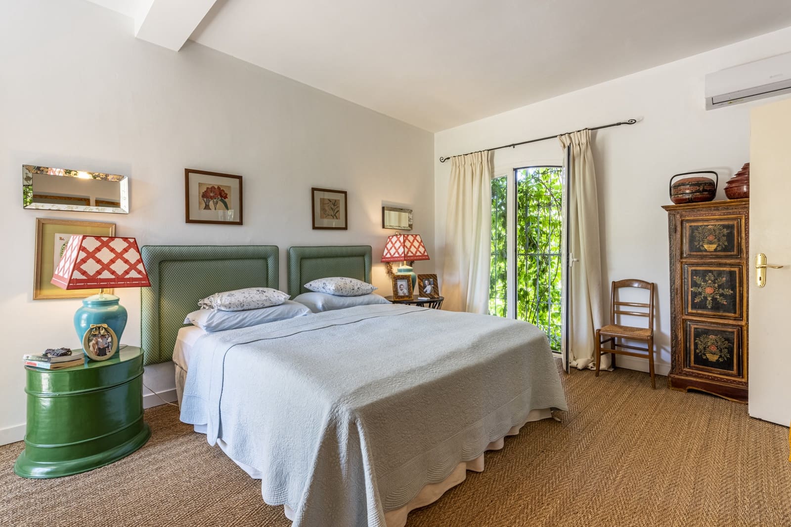 4 sypialnia Willa na sprzedaż w Benahavis z basenem garażem - 3 900 000 € (Ref: 9020840)