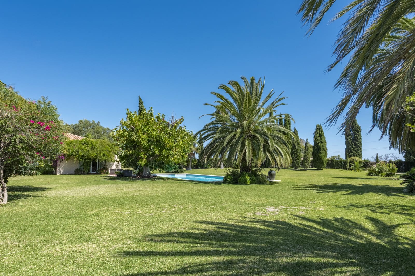 4 sypialnia Willa na sprzedaż w Benahavis z basenem garażem - 3 900 000 € (Ref: 9020840)