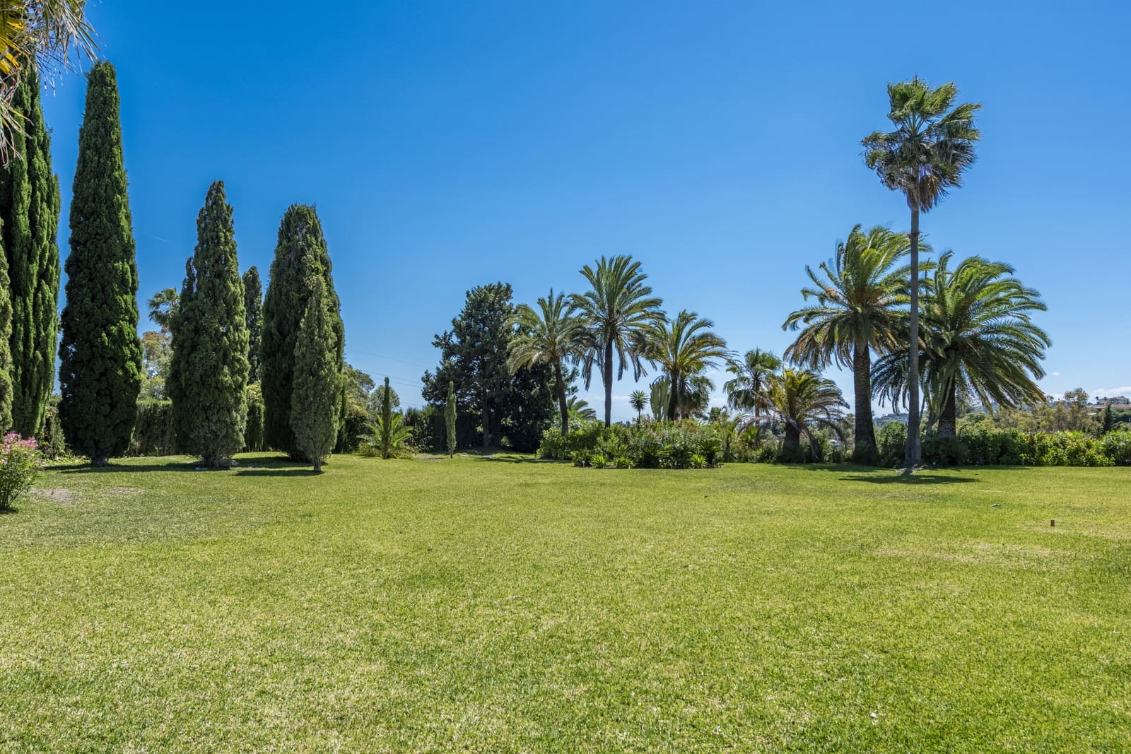 4 sypialnia Willa na sprzedaż w Benahavis z basenem garażem - 3 900 000 € (Ref: 9020840)
