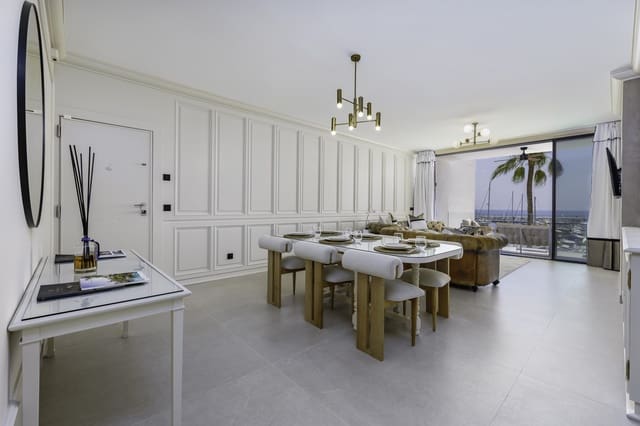 2 soveværelse Lejlighed til salg i Puerto Banus, Marbella med garage - € 1.650.000 (Ref: 9034390)