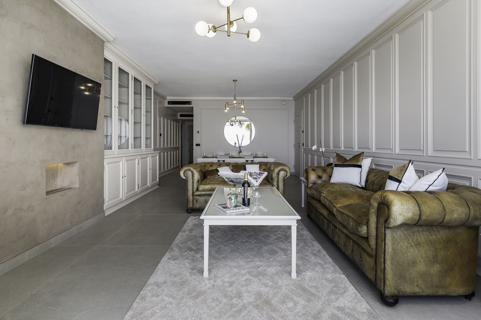 2 slaapkamer Appartement te koop in Puerto Banus met garage - € 1.650.000 (Ref: 9034390)