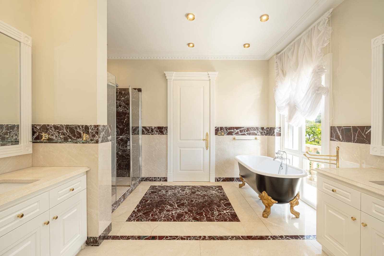 7 bedroom Villa for sale in Marbella with pool garage - € 13,000,000 (Ref: 9042142)