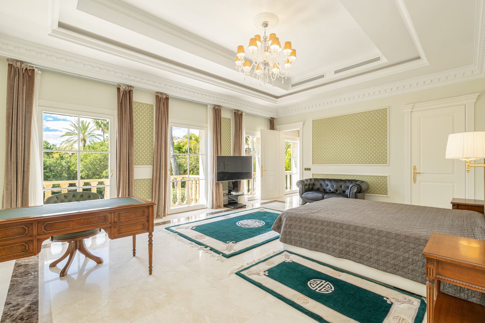 7 bedroom Villa for sale in Marbella with pool garage - € 13,000,000 (Ref: 9042142)