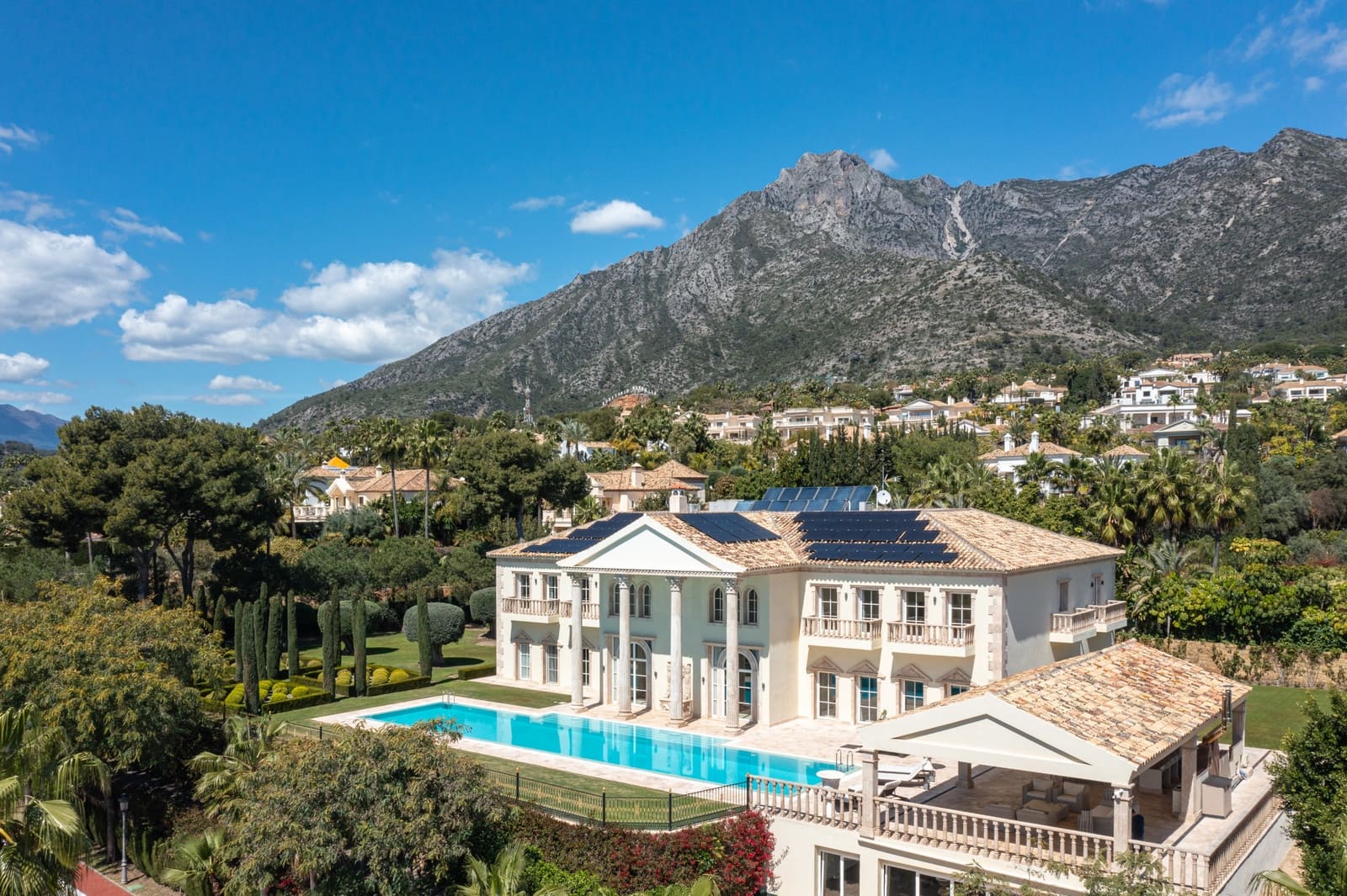 7 bedroom Villa for sale in Marbella with pool garage - € 13,000,000 (Ref: 9042142)