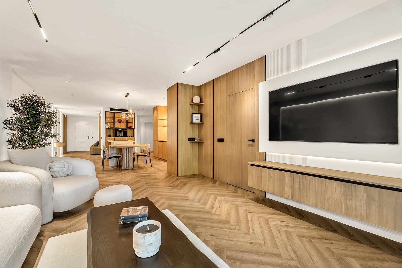 3 slaapkamer Appartement te koop in Marbella met zwembad garage - € 1.090.000 (Ref: 9042143)