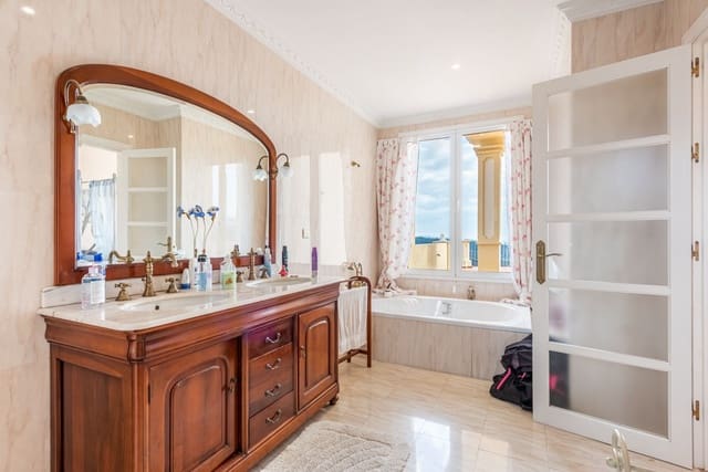 7 camera da letto Villa in vendita in Altos de Estepona, Estepona con piscina garage - 2.100.000 € (Rif: 9042144)