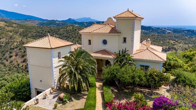 7 camera da letto Villa in vendita in Altos de Estepona, Estepona con piscina garage - 2.100.000 € (Rif: 9042144)