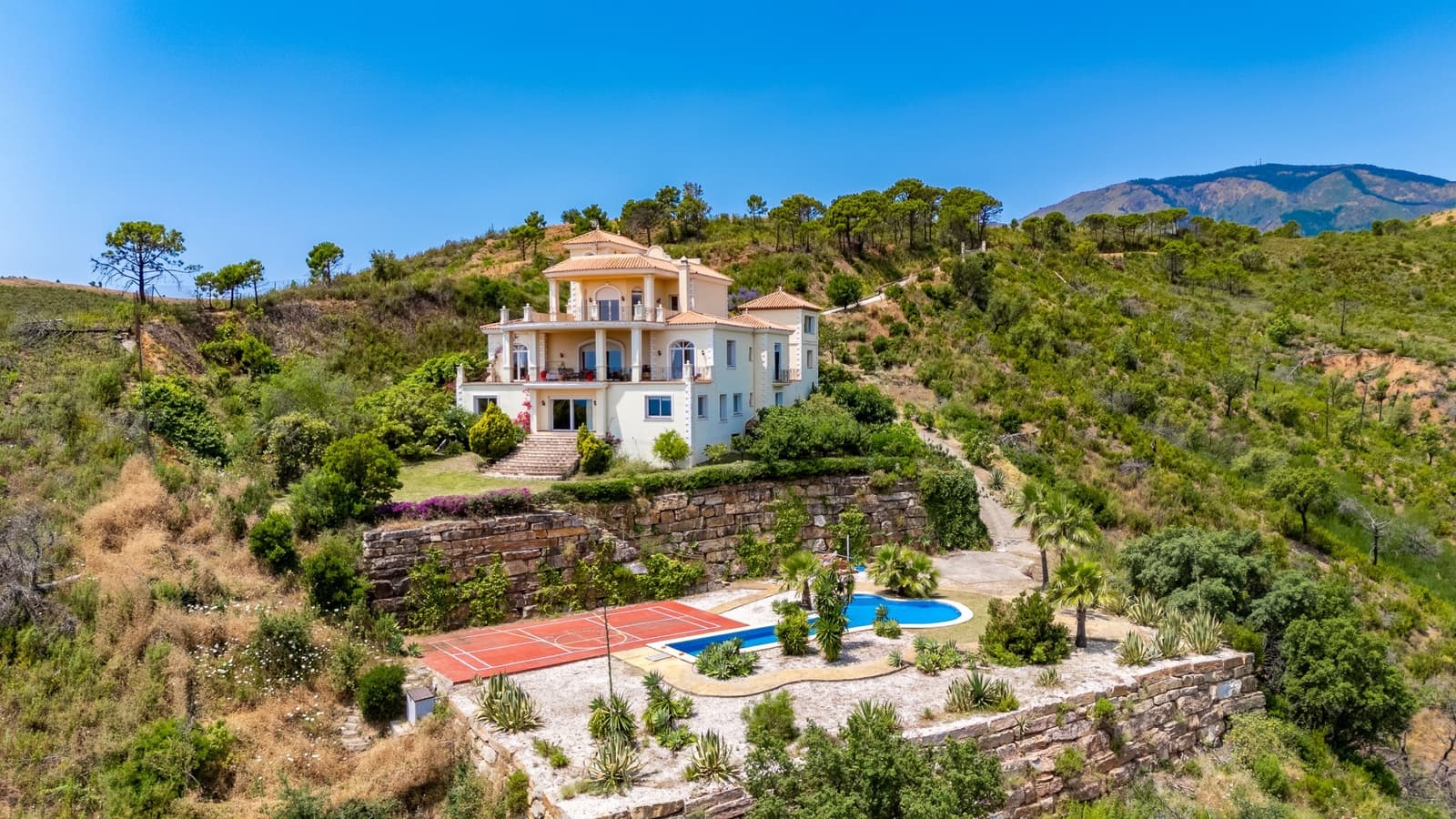 7 chambre Villa/Maison à vendre à Estepona avec piscine garage - 2 100 000 € (Ref: 9042144)