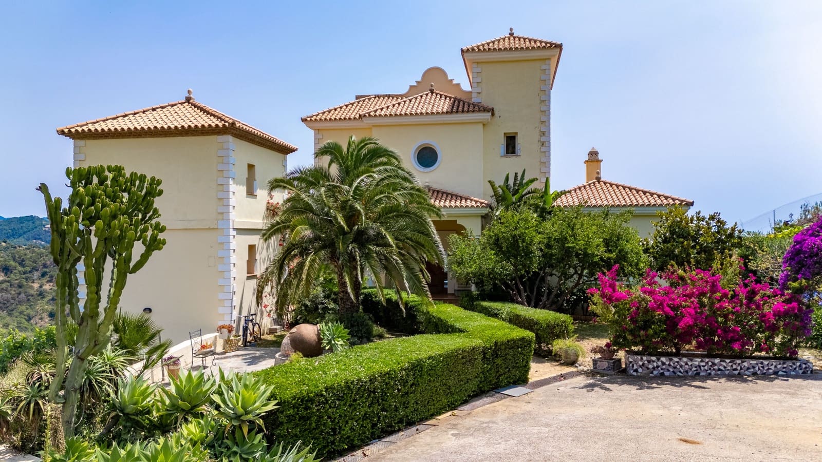 7 chambre Villa/Maison à vendre à Estepona avec piscine garage - 2 100 000 € (Ref: 9042144)