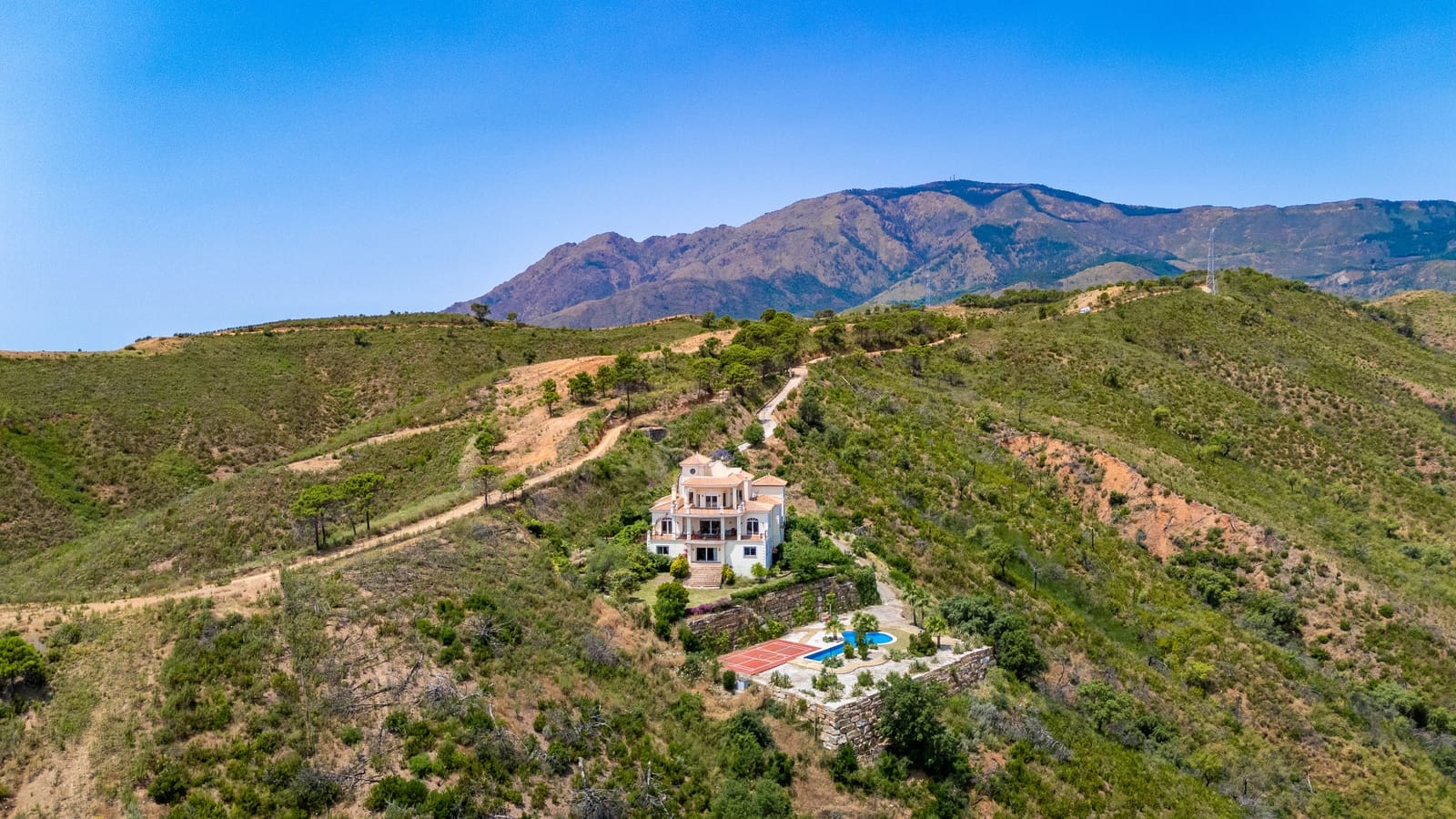 7 chambre Villa/Maison à vendre à Estepona avec piscine garage - 2 100 000 € (Ref: 9042144)