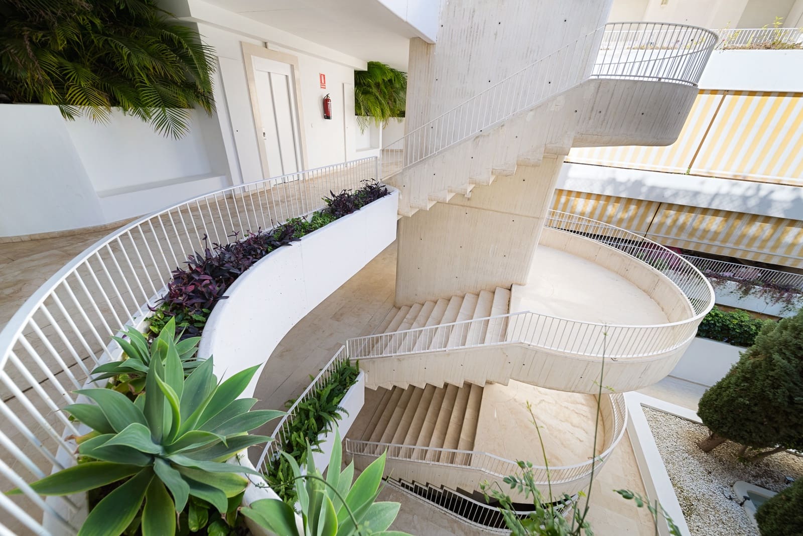 3 chambre Appartement à vendre à Marbella avec piscine garage - 1 350 000 € (Ref: 9042145)