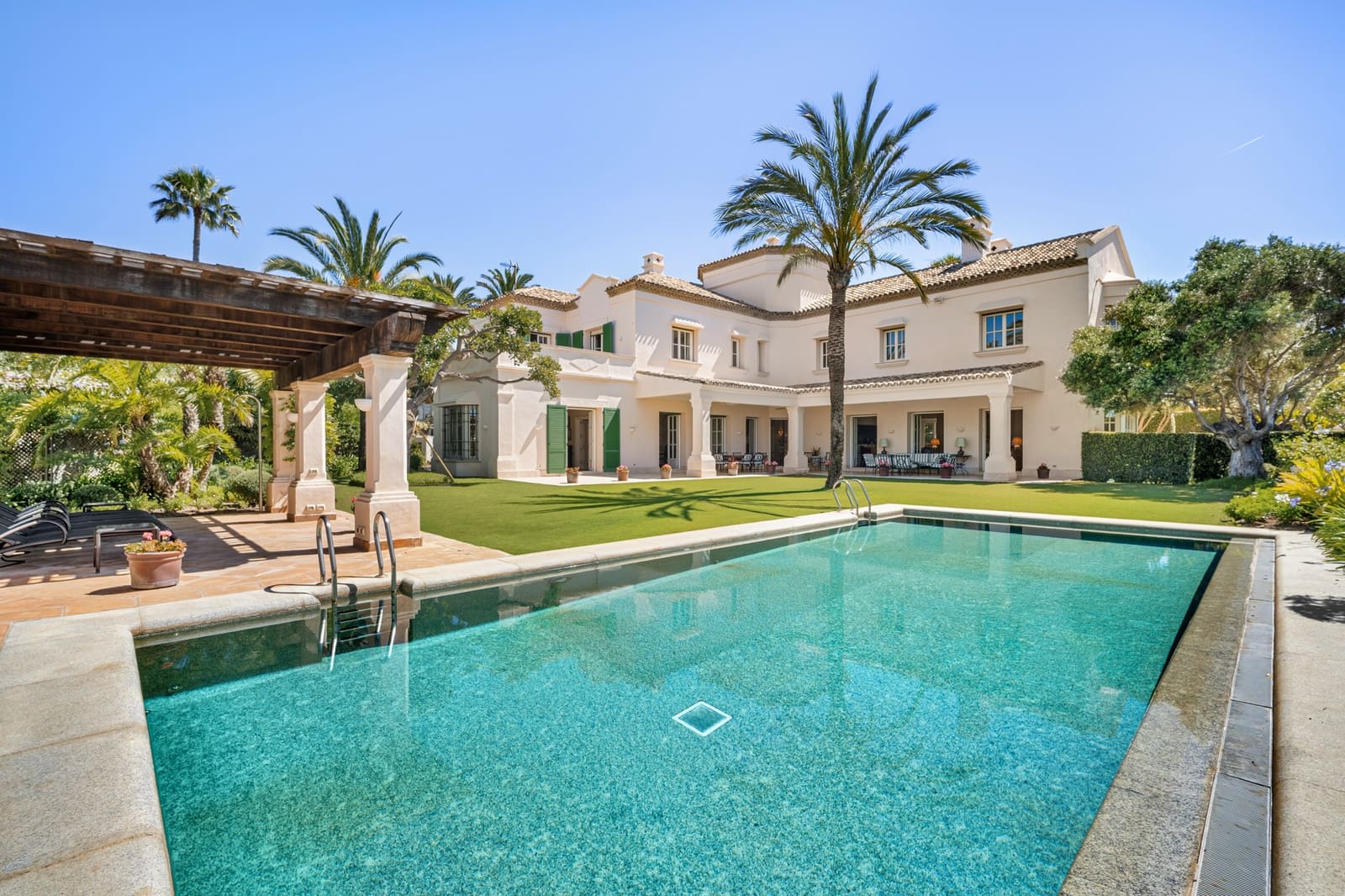 7 bedroom Villa for sale in Marbella with pool garage - € 10,700,000 (Ref: 9068754)