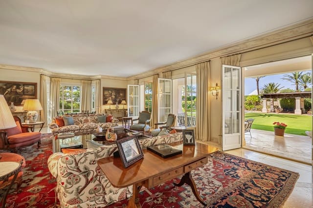 7 slaapkamer Villa te koop in Marbella met zwembad garage - € 10.700.000 (Ref: 9068754)