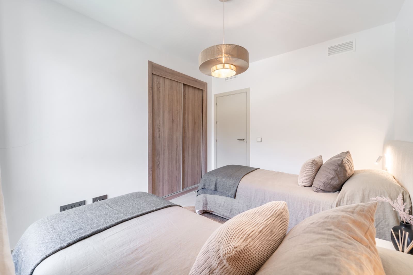 3 soveværelse Penthouse til salg i La Quinta med swimmingpool garage - € 1.150.000 (Ref: 9073303)