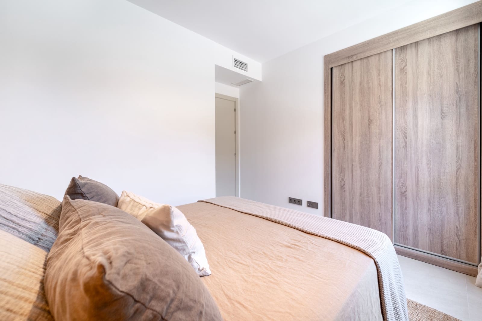 3 soveværelse Penthouse til salg i La Quinta med swimmingpool garage - € 1.150.000 (Ref: 9073303)