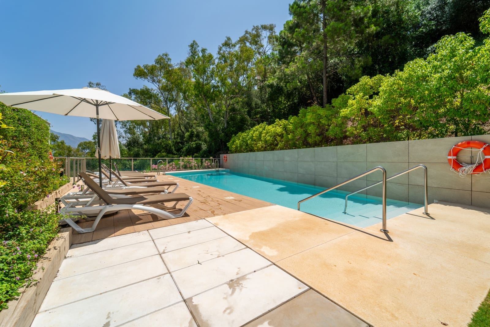 3 soveværelse Penthouse til salg i La Quinta med swimmingpool garage - € 1.150.000 (Ref: 9073303)