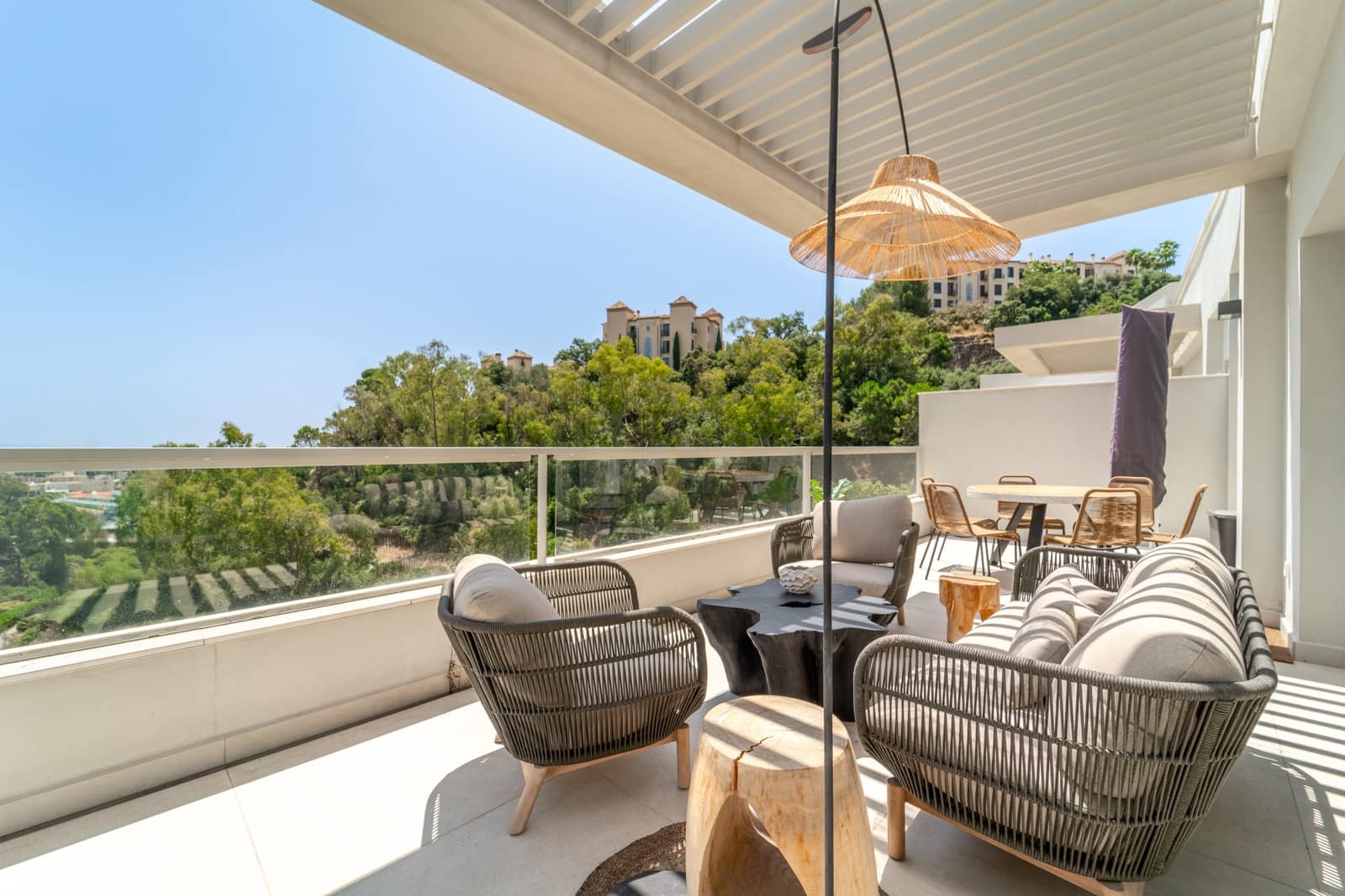 3 bedroom Penthouse for sale in La Quinta with pool garage - € 1,150,000 (Ref: 9073303)