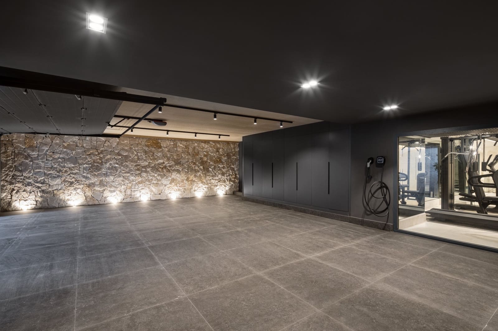 7 slaapkamer Villa te koop in Marbella met zwembad garage - € 19.500.000 (Ref: 9073304)