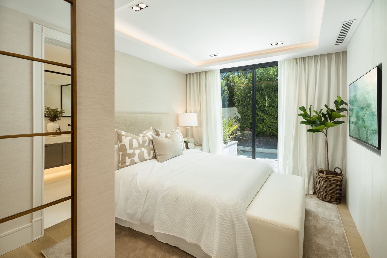 7 bedroom Villa for sale in Marbella with pool garage - € 19,500,000 (Ref: 9073304)