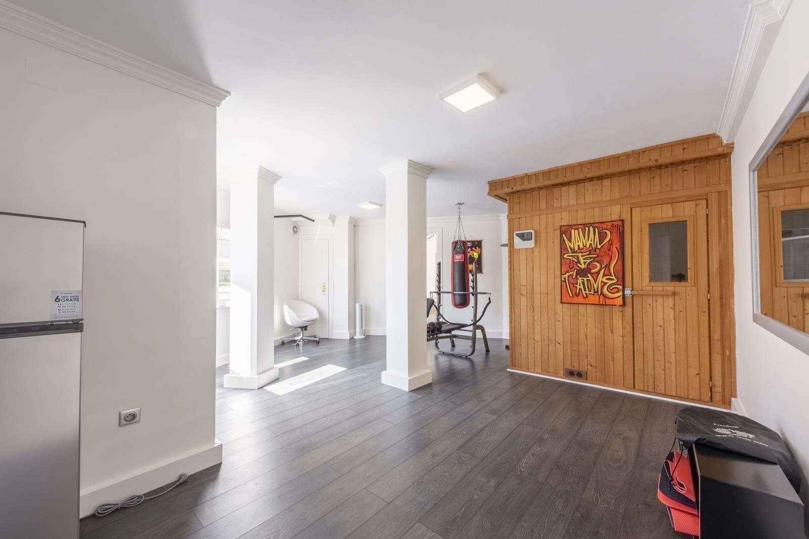 5 bedroom Villa for sale in Marbella with pool garage - € 2,200,000 (Ref: 9089704)