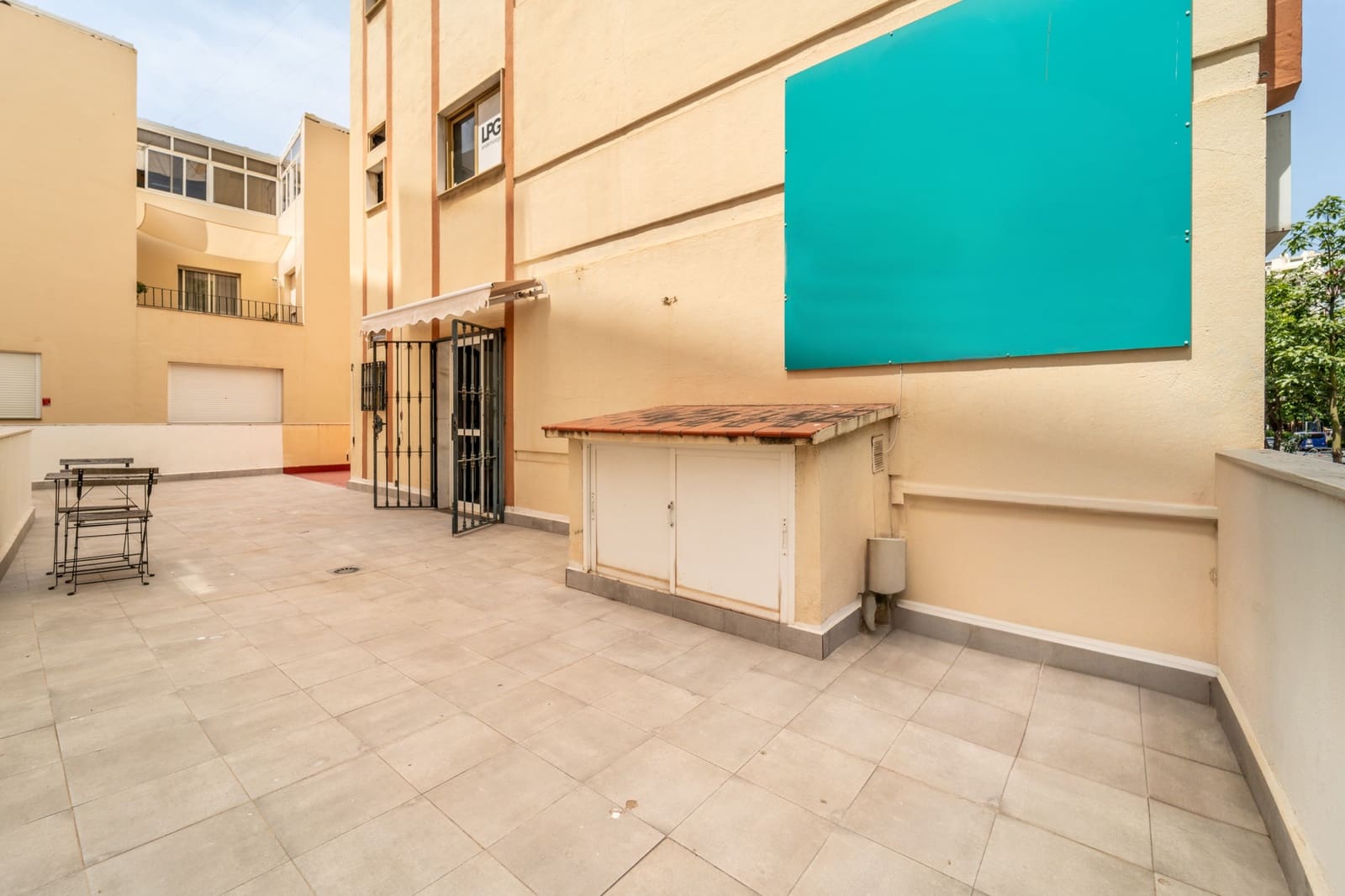 4 soveværelse Erhverv til salg i Marbella - € 625.000 (Ref: 9100653)