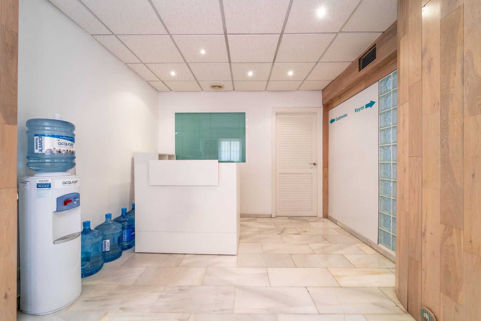 4 chambre Local Commercial à vendre à Marbella - 595 000 € (Ref: 9100653)