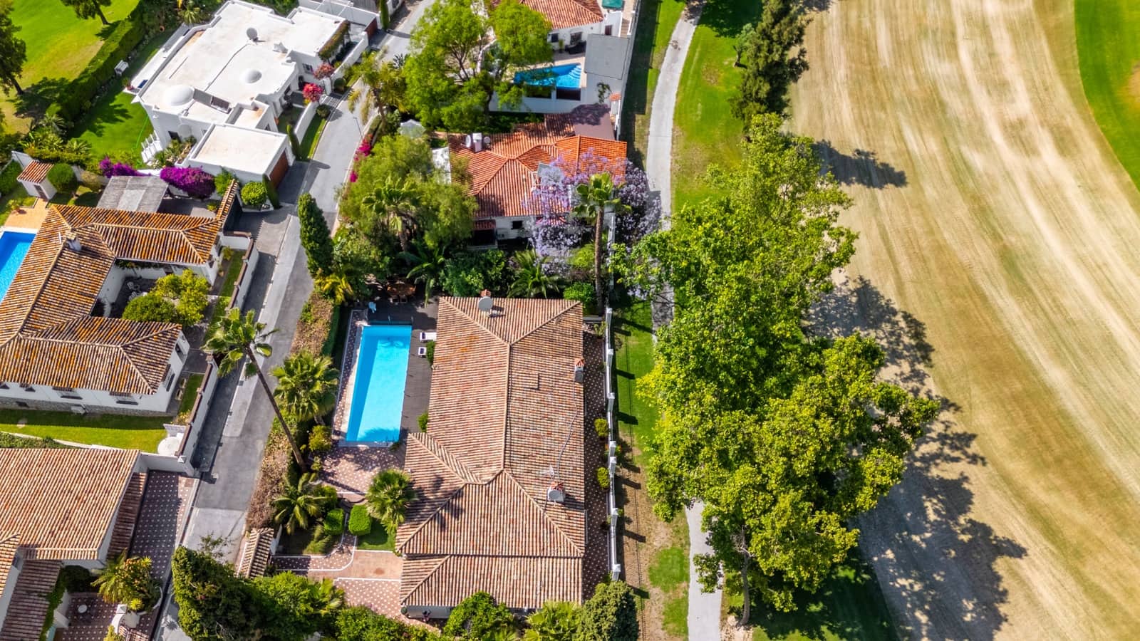 3 soveværelse Villa til salg i Guadalmina med swimmingpool garage - € 1.490.000 (Ref: 9104508)