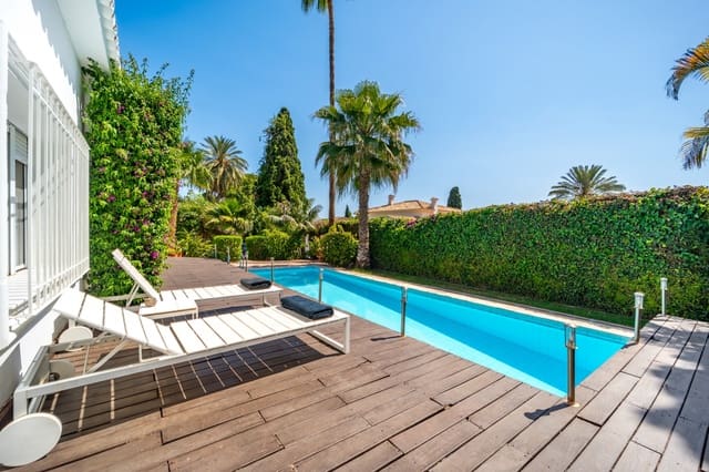 3 chambre Villa/Maison à vendre à Guadalmina Alta, Marbella avec piscine garage - 1 490 000 € (Ref: 9104508)