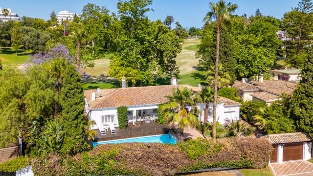 3 chambre Villa/Maison à vendre à Guadalmina Alta, Marbella avec piscine garage - 1 490 000 € (Ref: 9104508)