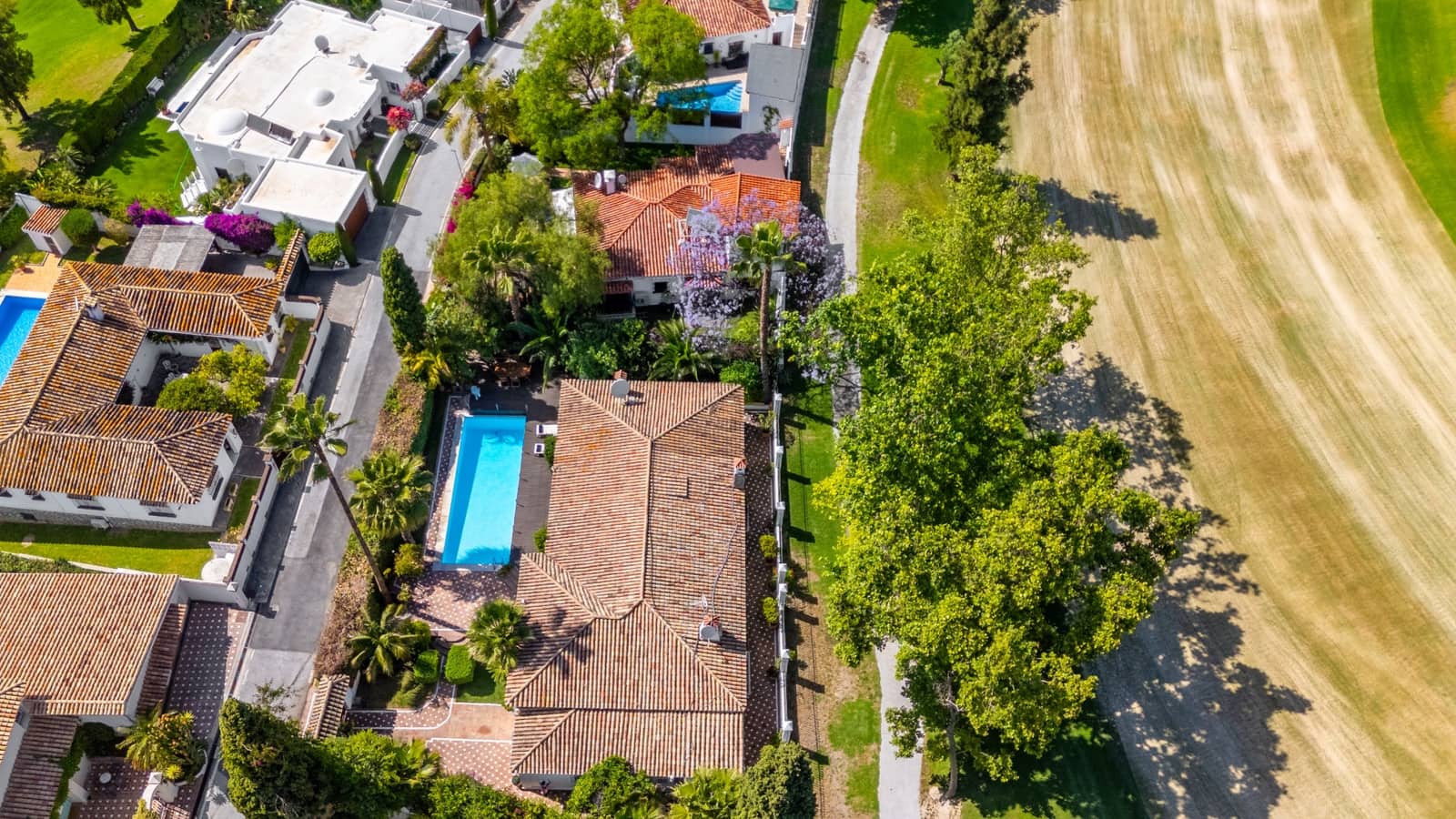 3 chambre Villa/Maison à vendre à Guadalmina avec piscine garage - 1 490 000 € (Ref: 9104508)