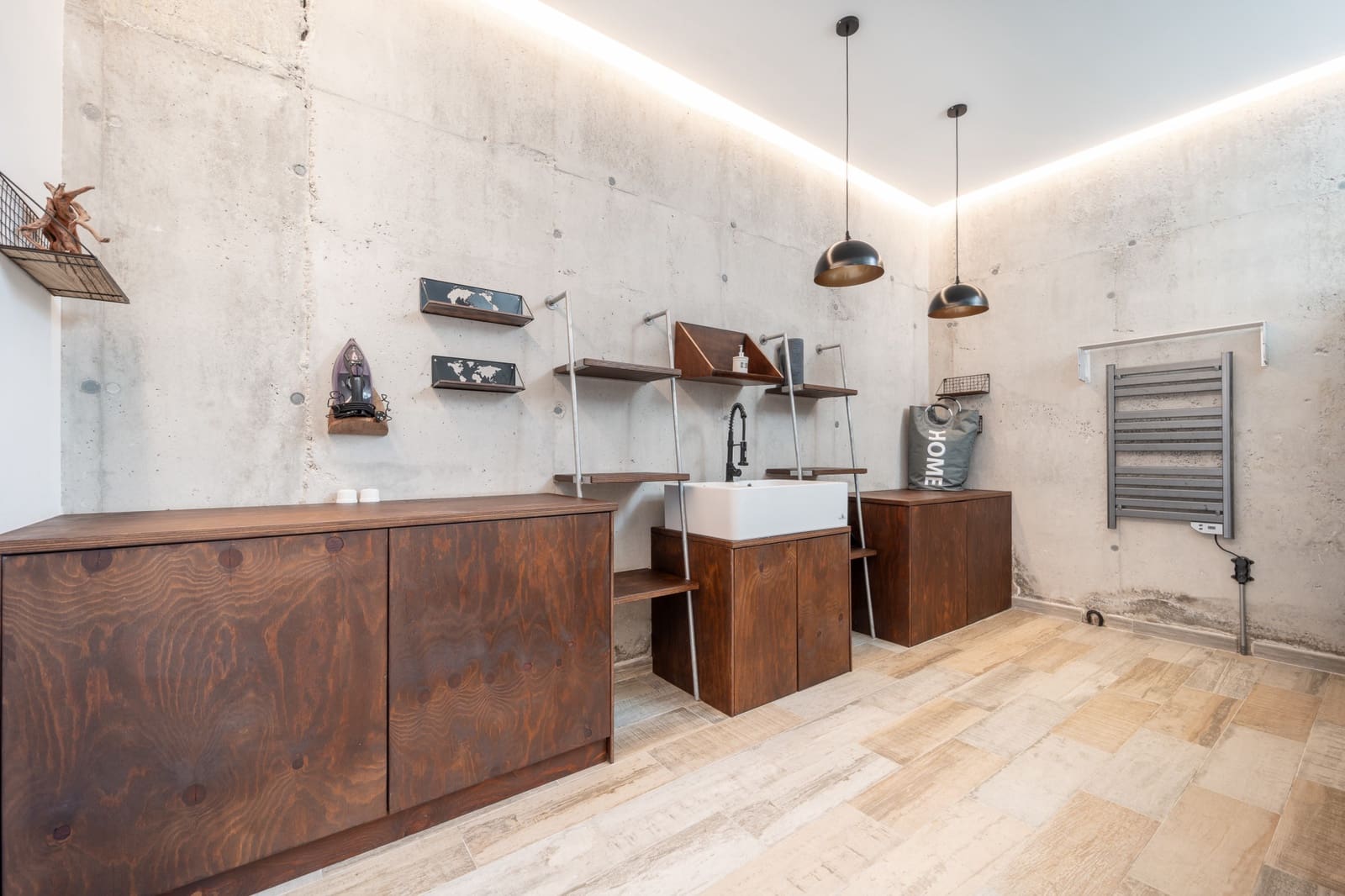 5 bedroom Villa for sale in Benahavis with pool garage - € 3,950,000 (Ref: 9106447)