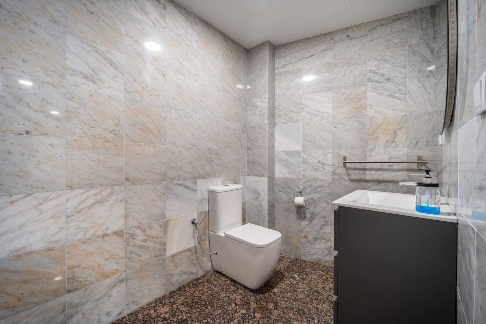 Komercyjne na sprzedaż w Marbella - 549 000 € (Ref: 9110188)