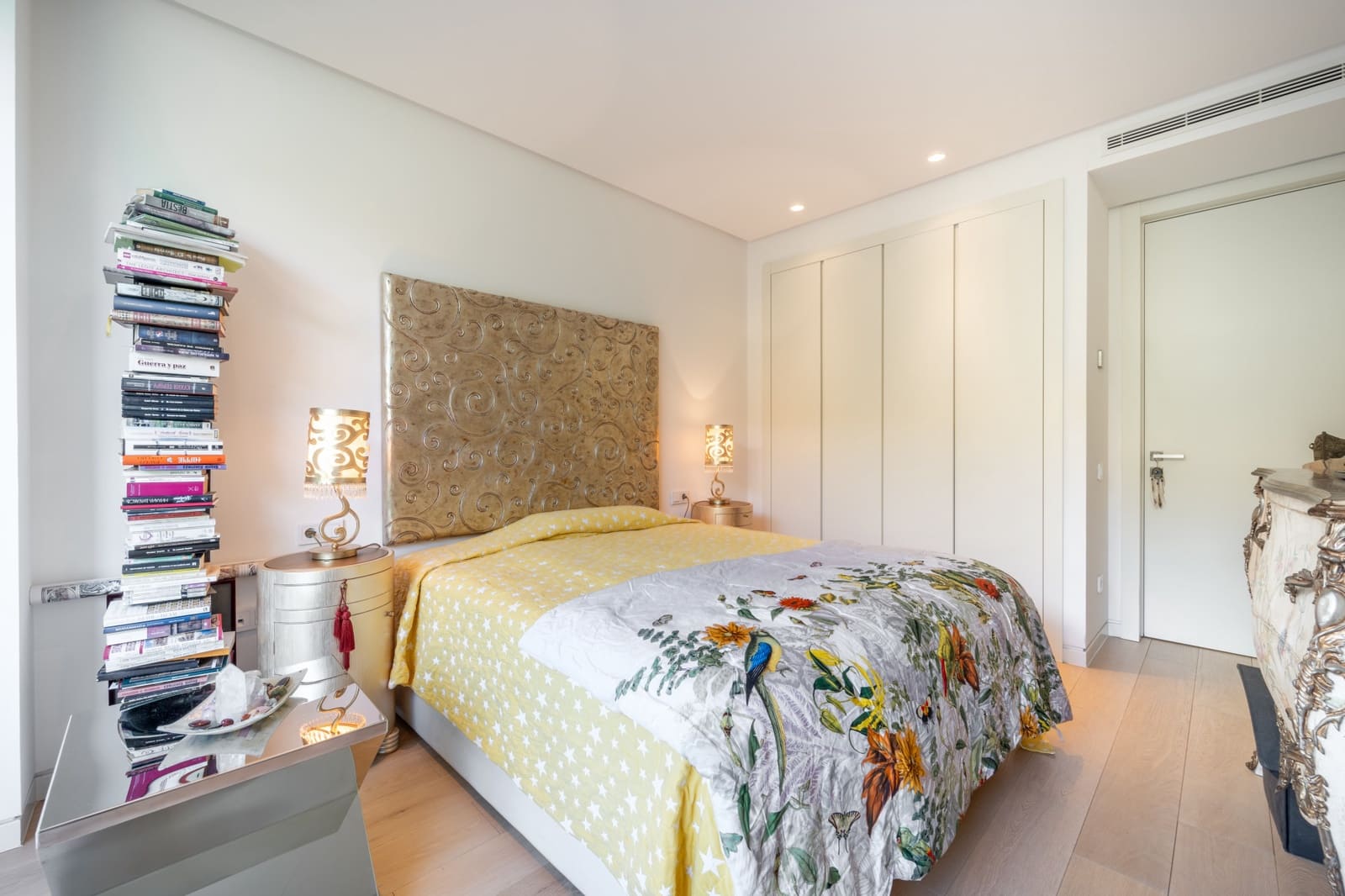 3 soveværelse Lejlighed til salg i Ojen med swimmingpool garage - € 1.195.000 (Ref: 9110189)