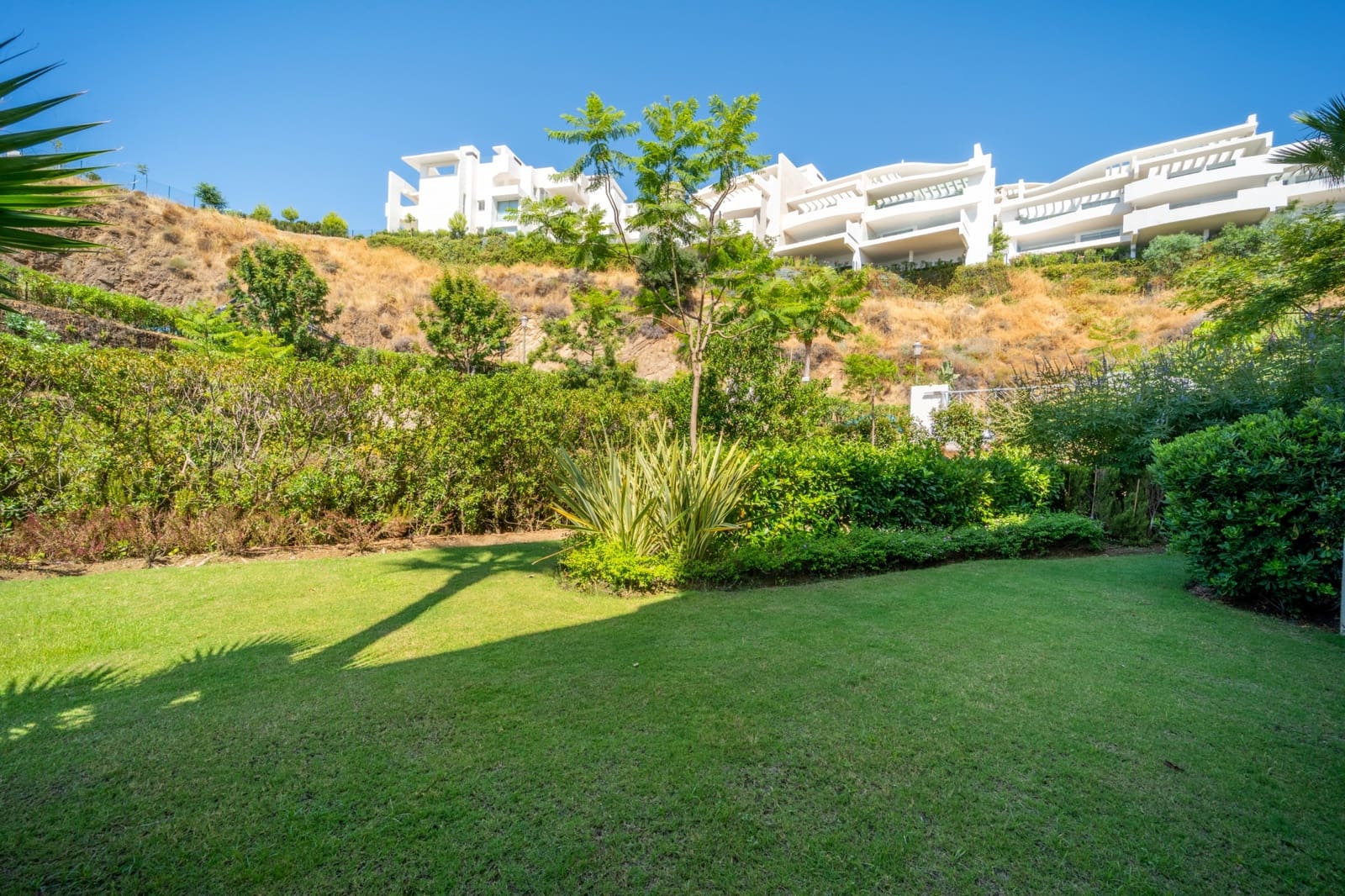 3 soveværelse Lejlighed til salg i Ojen med swimmingpool garage - € 1.195.000 (Ref: 9110189)