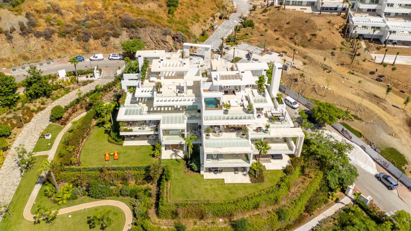 3 soveværelse Lejlighed til salg i Ojen med swimmingpool garage - € 1.195.000 (Ref: 9110189)