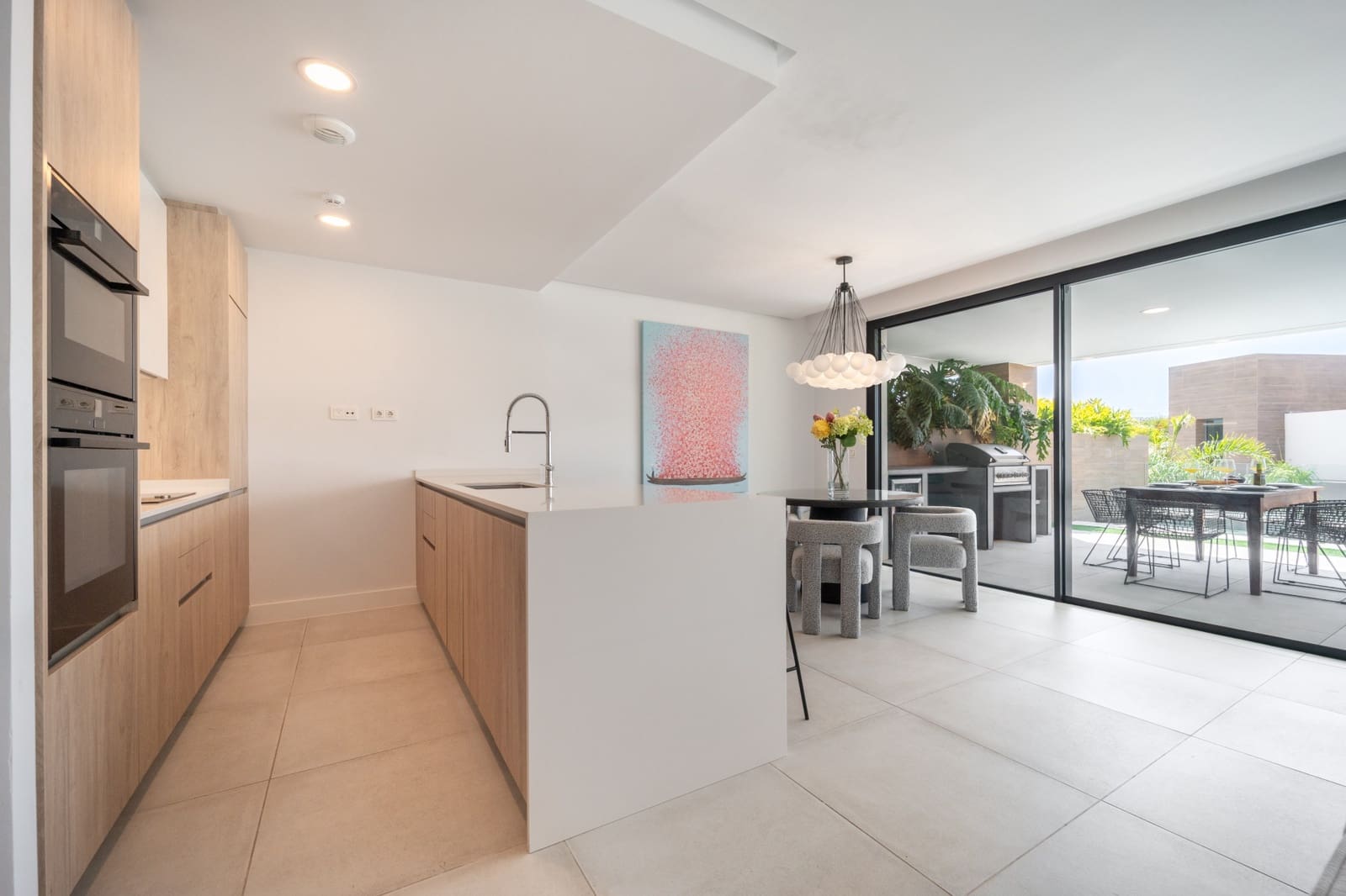 3 bedroom Apartment for sale in Marbella with pool garage - € 995,000 (Ref: 9126705)