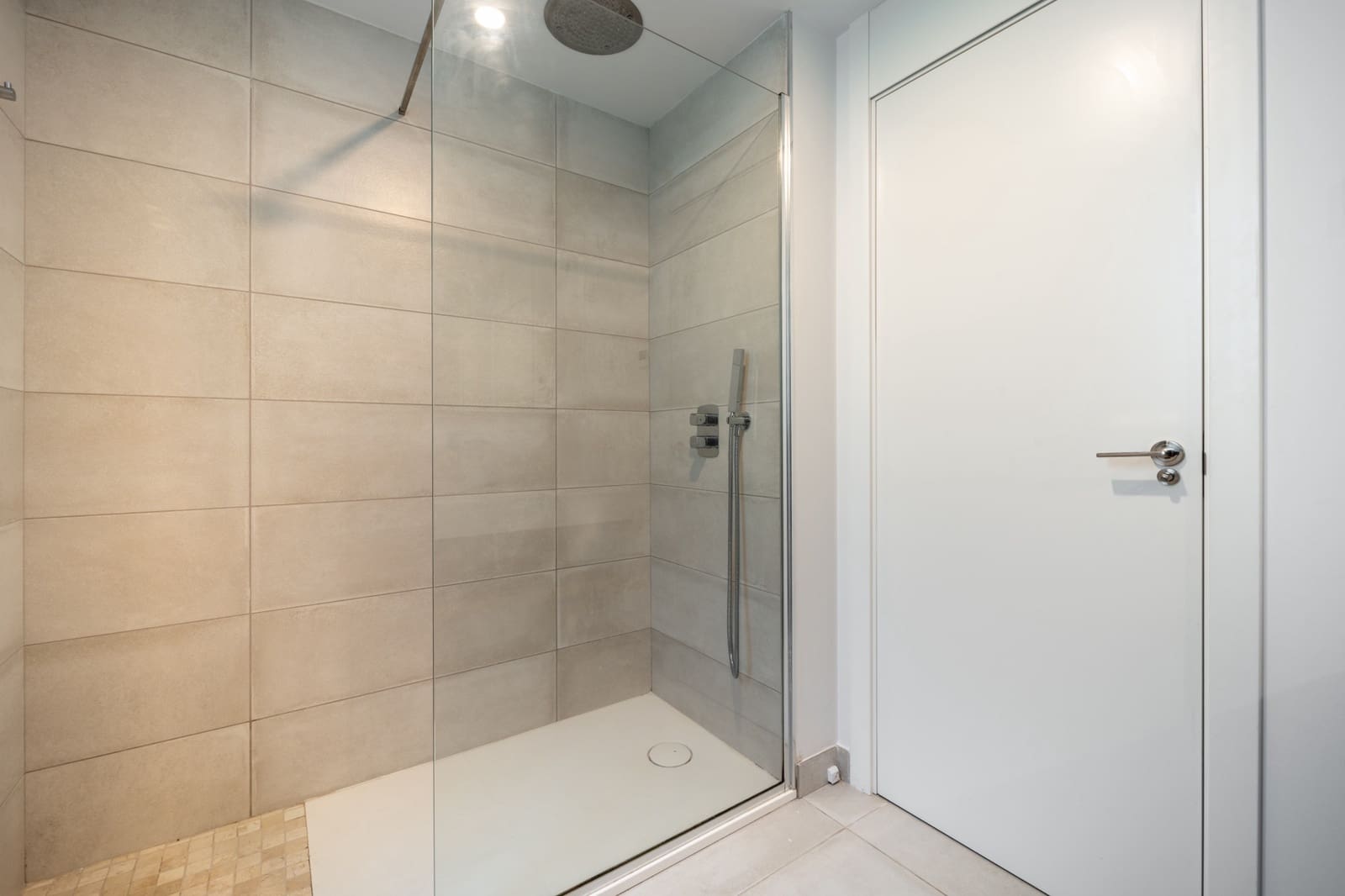 3 bedroom Apartment for sale in Marbella with pool garage - € 995,000 (Ref: 9126705)