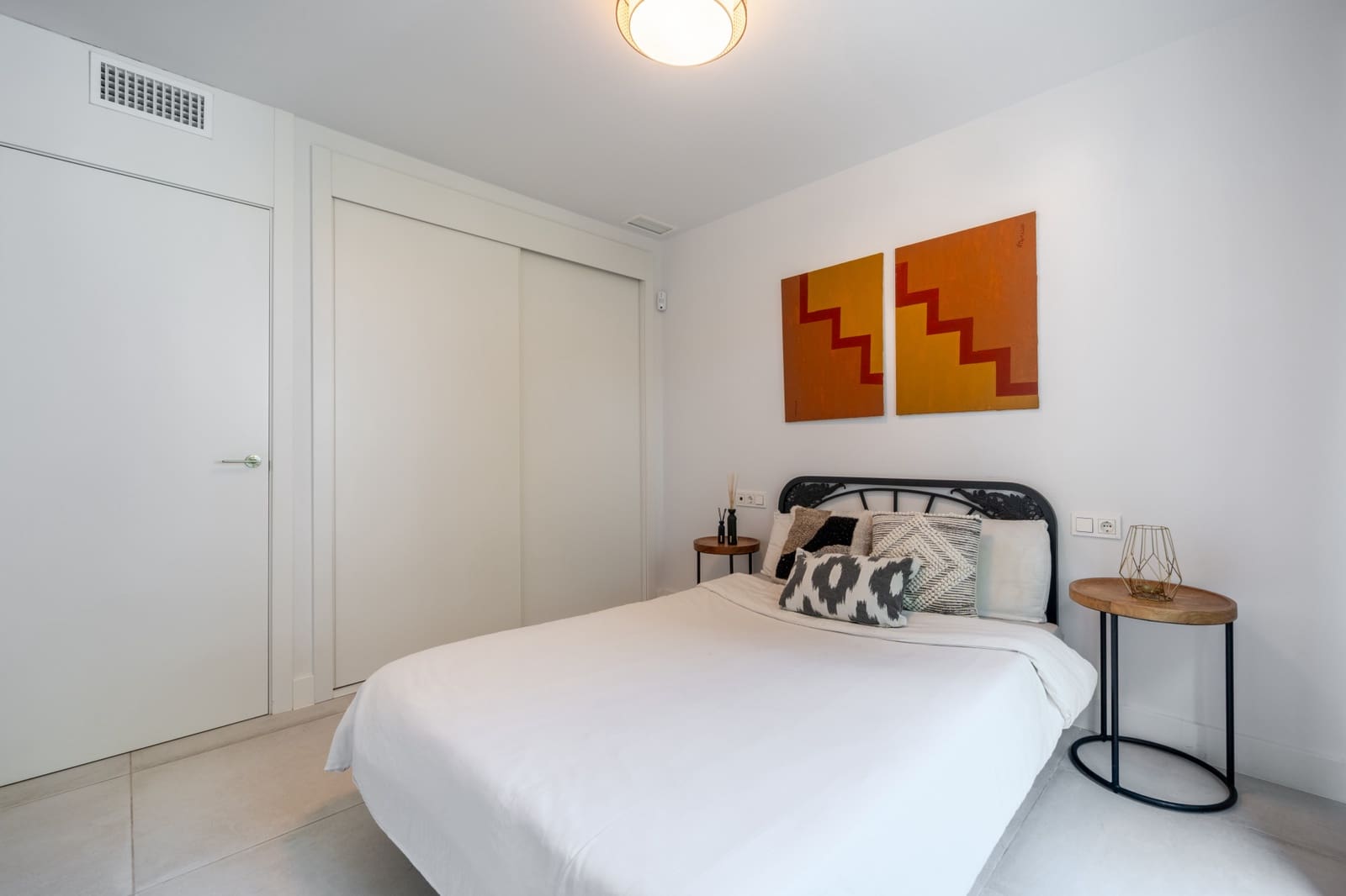 3 bedroom Apartment for sale in Marbella with pool garage - € 995,000 (Ref: 9126705)